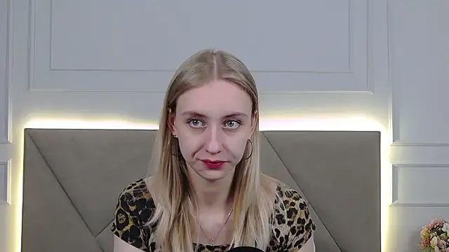 RachaelCute Live XXX-chat