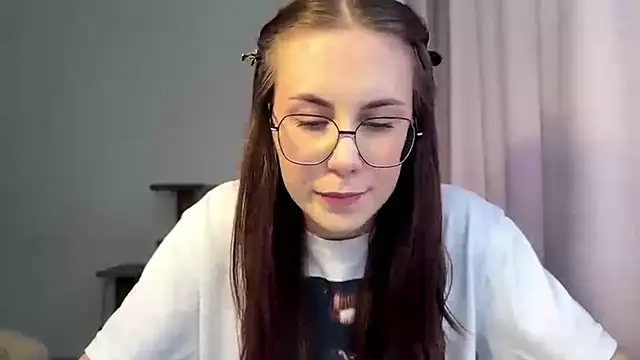 JanelleCourville 即時 XXX 聊天