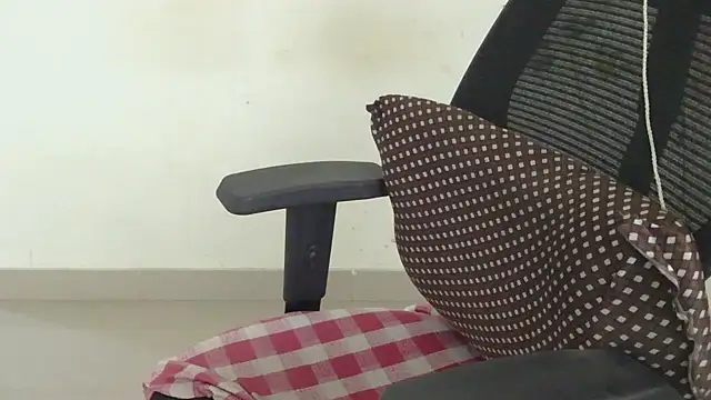 Pokazy przed kamerką – punemodel