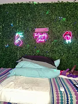 RenaThickAss: απευθείας συνομιλία ΧΧΧ