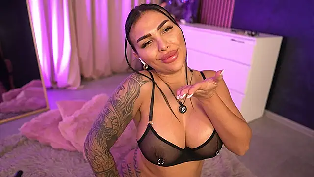 Czat XXX na żywo – firesbomb777