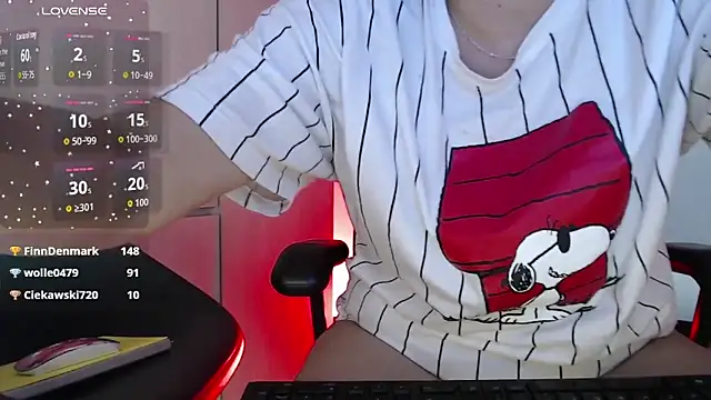 milfsecret69 现场XXX聊天