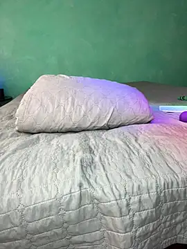 xMirana_ Chat XXX live