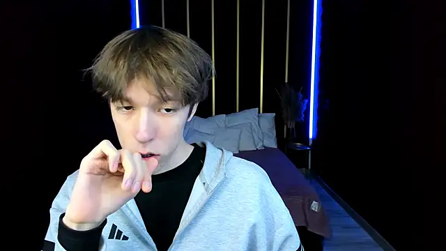 MarkBranston Live XXX-Chat