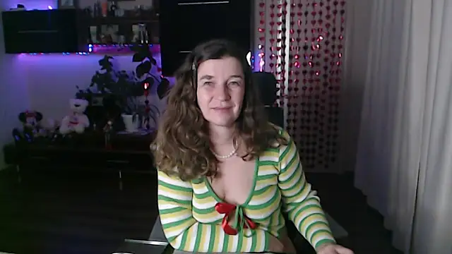 Chat +18 de SofiaBoone ao vivo