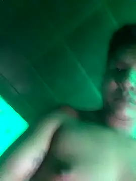 628-andrew Live XXX-Chat