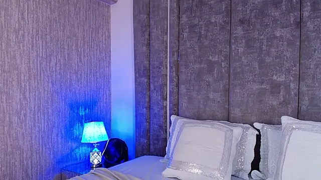 Chat XXX en directo de JaneeDaviss