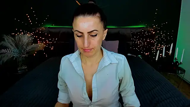 Chat +18 de Rebecca_Diamond ao vivo