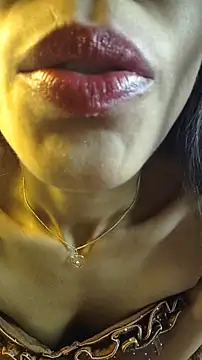 Pokazy przed kamerką – Ivy_the_goddess