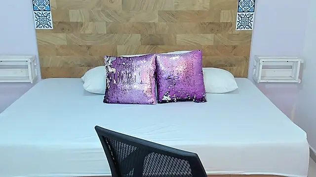 kylieBensoon's Live XXX Chat