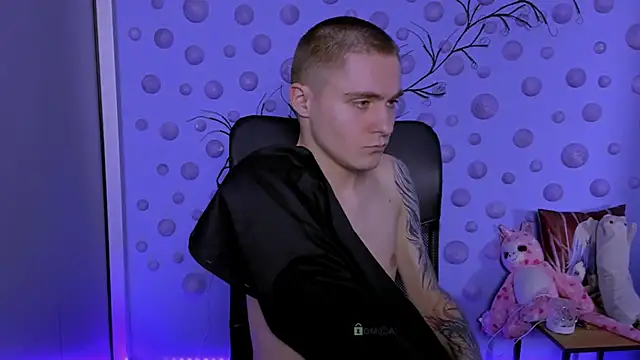 thomas_crow_'s Live XXX Chat