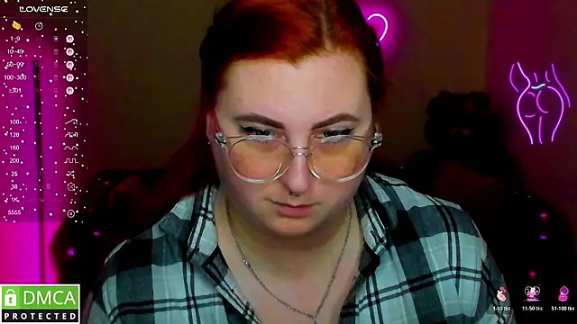 Alicia_love00 élő XXX-chatje