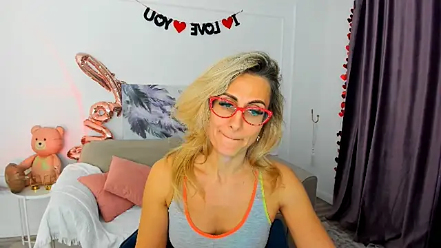 MuseOfStage live XXX chat