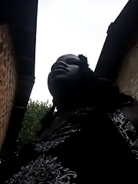 holygrail001 লাইভ XXX চ্যাট