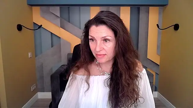 Chat +18 de EllaLong ao vivo