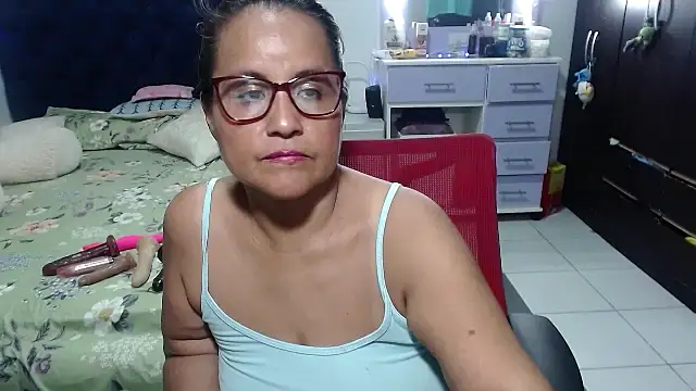 pervert_mommy_ – Naživo XXX chat