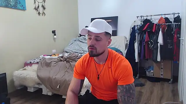 Sembang XXX Secara Langsung Tiberius_hunk