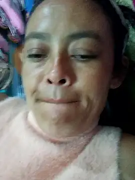 Chatroom XXX en direct de sarayulith