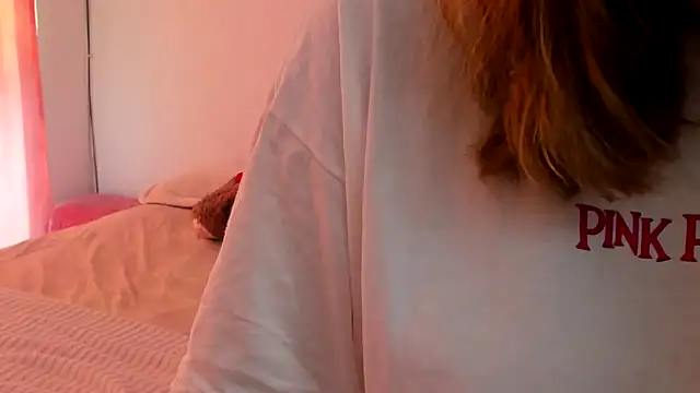 __Emma__11__Lecat_ Adlı Modelin Canlı XXX Sohbeti