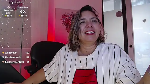 milfsecret69 Chat XXX in diretta