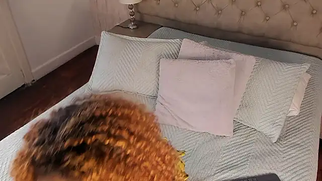 Chat XXX ao vivo de Sienna_brunette