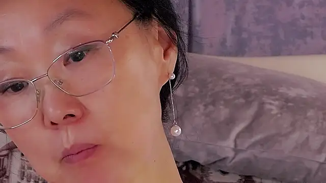 S_andra_ élő XXX-chatje