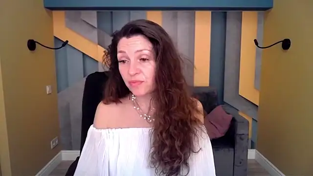 XXX chat uživo modela EllaLong