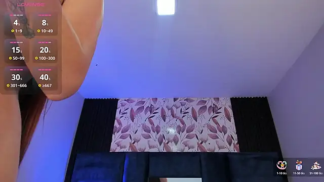 XXX chat uživo modela LolaGray__