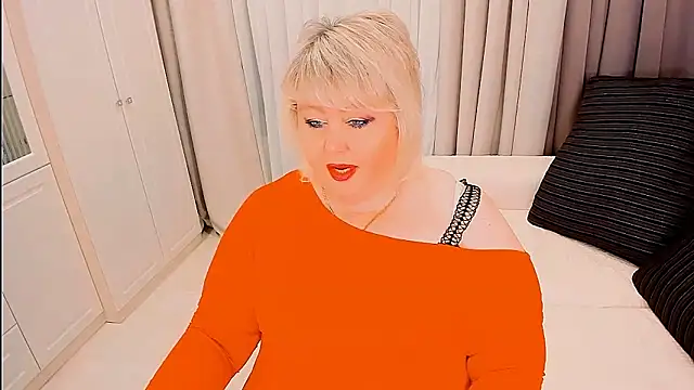 BIGTITSBBW 即時 XXX 聊天