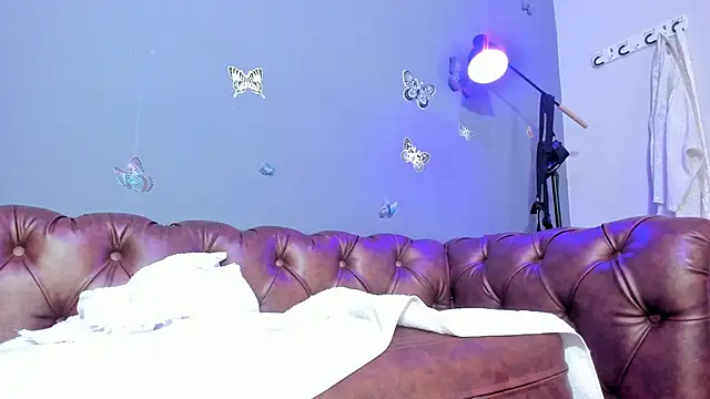 Chatroom XXX en direct de Kaira_mosse