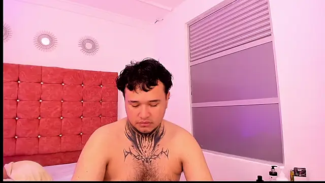 Czat XXX na żywo – Beele_and_Evie