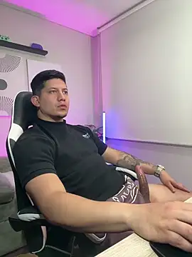 _robertobaggioo Webcam-Show