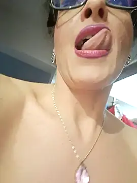 Živý XXX chat RebeccaNoble