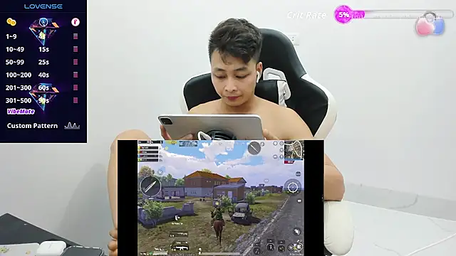 Show modela X-manh na web-kameri