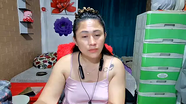 دردشة Ugly-Filipina الجنسية المباشرة