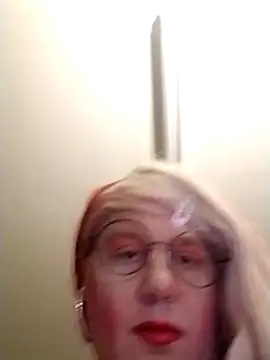 Pokazy przed kamerką – SSeekcd420333