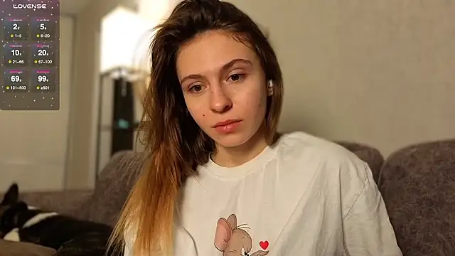 LovelyKatea 现场XXX聊天