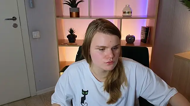 ModestaColato Live XXX-chat