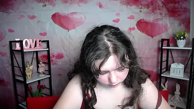 NeonilaLisova Adlı Modelin Canlı XXX Sohbeti