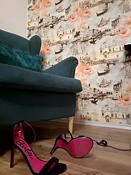 KarollinaBella Chat XXX in diretta