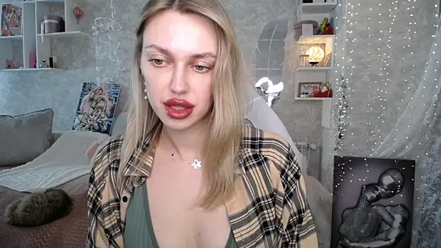 แชท XXX สดของ NickyAdamidi