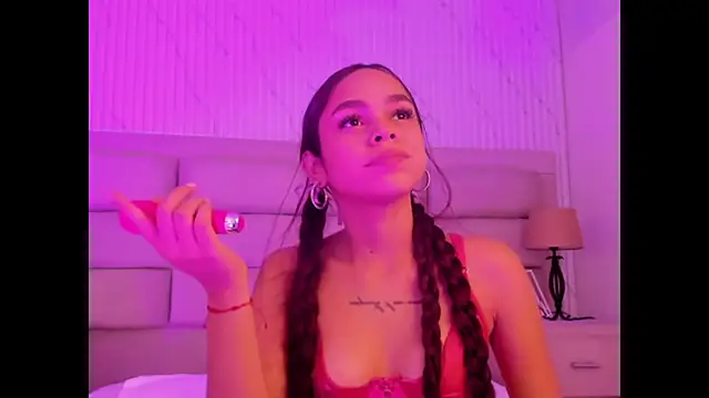 Chat XXX ao vivo de CarolineFyre