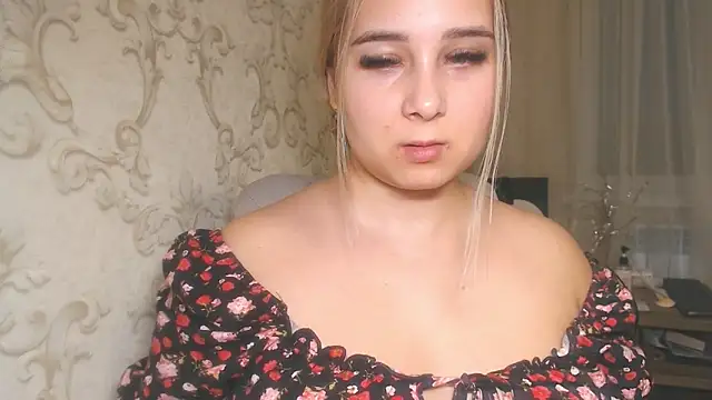 DolphinDreams: απευθείας συνομιλία ΧΧΧ