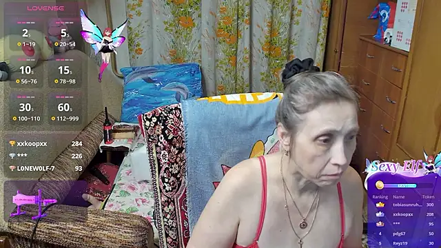 Olgusha: διαδικτυακό σόου στην κάμερα