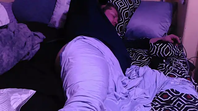 Chat XXX en directo de Mic_Oxinner