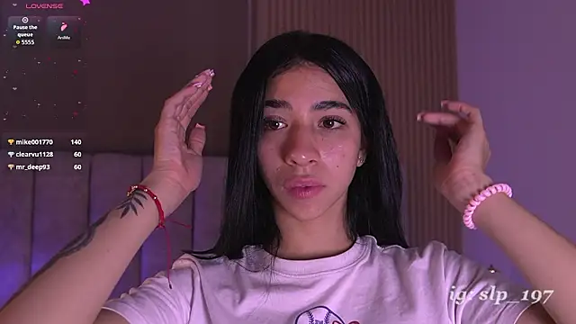 sara_lopee1 Live XXX Chat