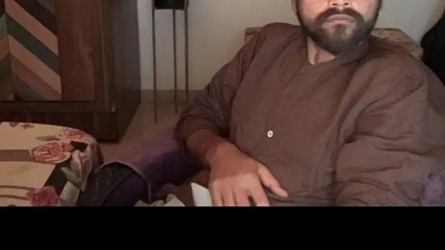 MakeMeAwareAahのライブXXXチャット