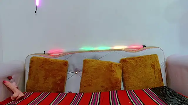 Megan_Blaze01 Show Webcam