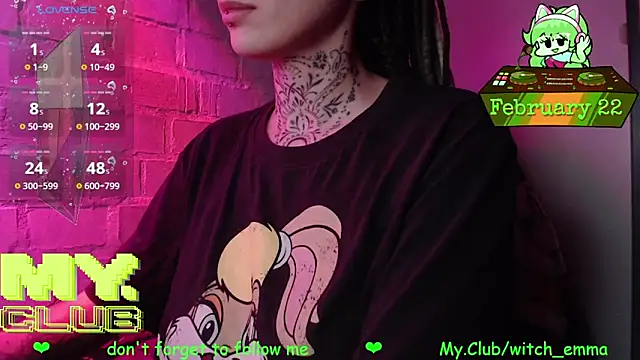 Witch_Emma élő XXX-chatje