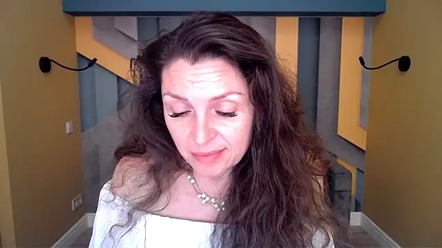 XXX chat uživo modela EllaLong